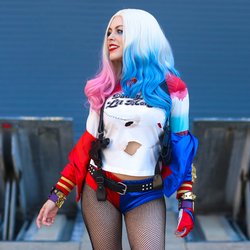 NadyaSonika - Harley