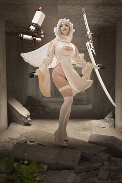 Lada Lyumos - 2B White Wedding