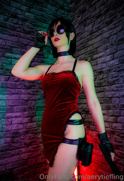 Aery Tiefling - Ada Wong