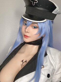 Natylikespizza - Esdeath