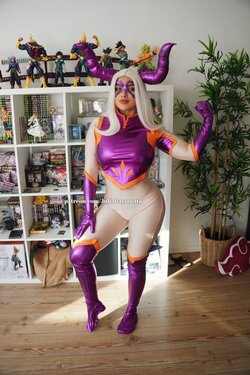 Julia Bayonetta - Mt. Lady