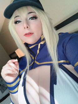 Momokun - Mysterious Heroine X