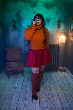 Momokun - Velma