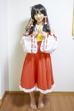 Free Hentai Cosplay Gallery: 东方巫女さんと中出し例大祭
