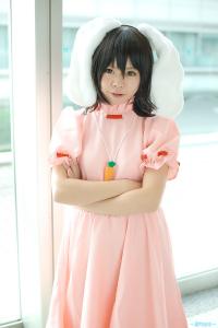 Free Hentai Cosplay Gallery: Inaba Tewi (Saeki Sae & Uri)