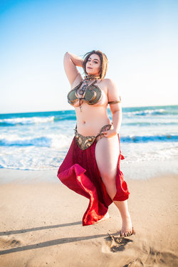 Momokun - Leia Slave