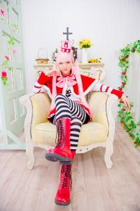 Free Hentai Cosplay Gallery: Perona (One Piece) Cosplay by Kuuya!