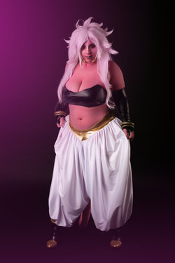 Momokun - Majin 21